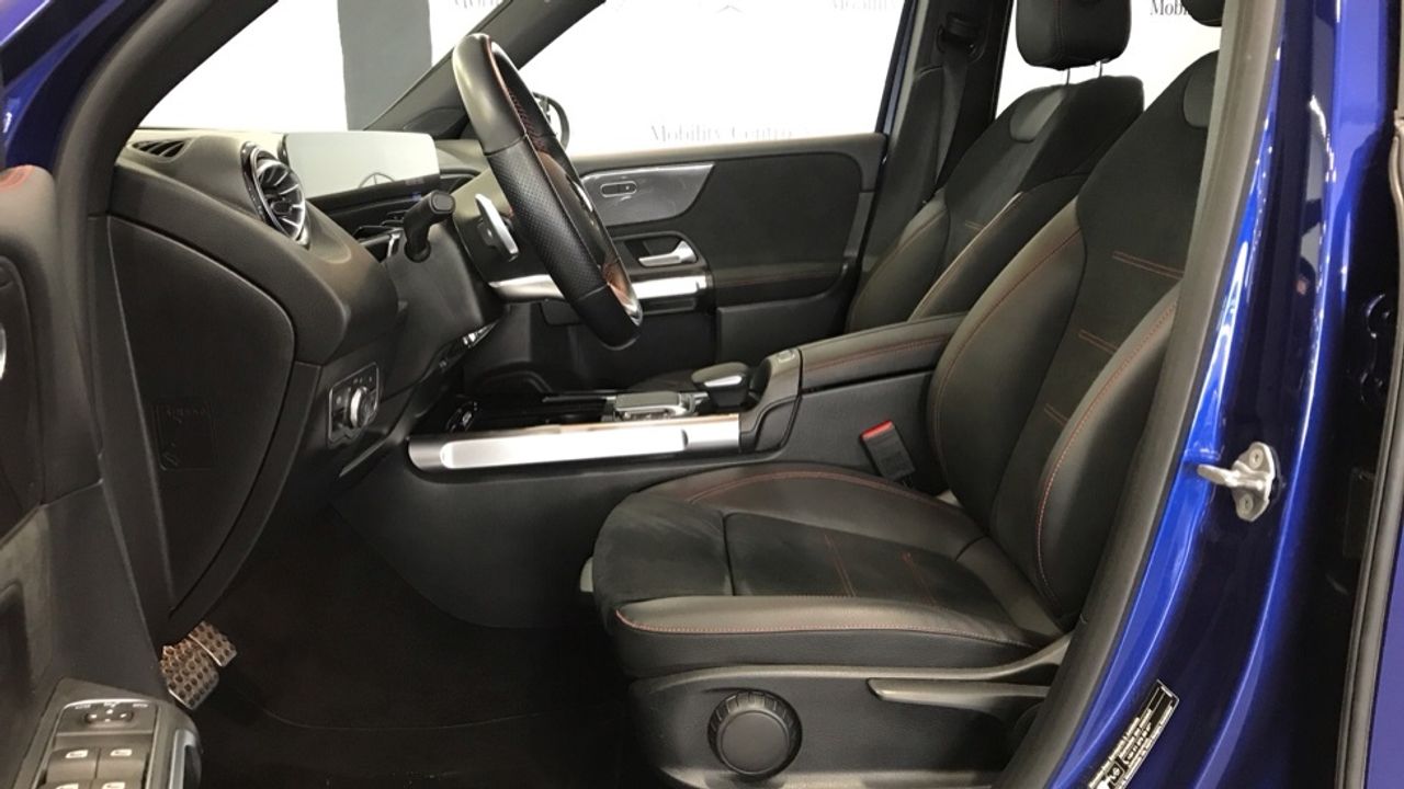 Foto Mercedes-Benz Clase GLB 7