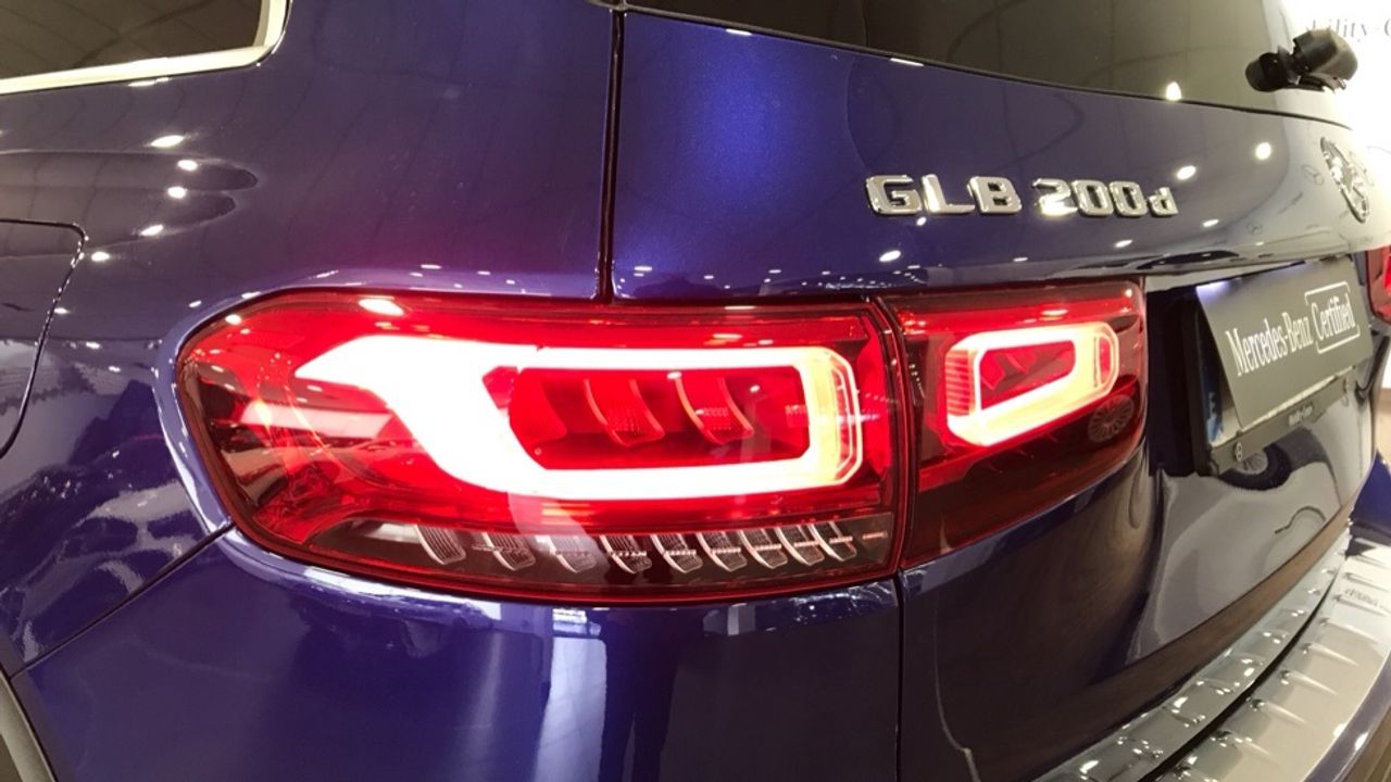 Foto Mercedes-Benz Clase GLB 20