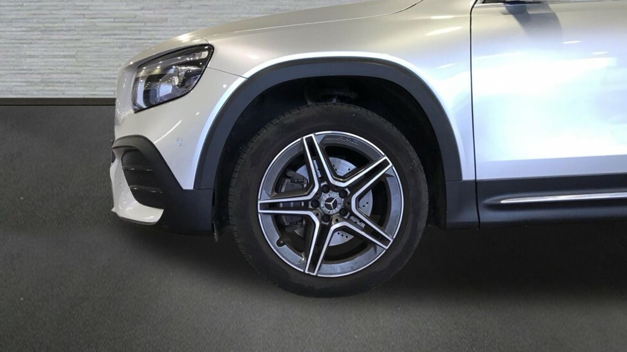 Foto Mercedes-Benz Clase GLB 5