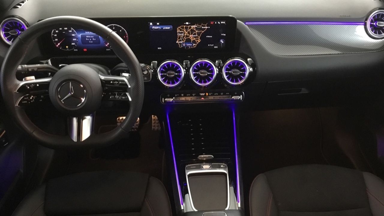 Foto Mercedes-Benz Clase GLA 8