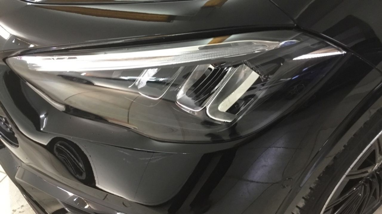 Foto Mercedes-Benz Clase GLA 15