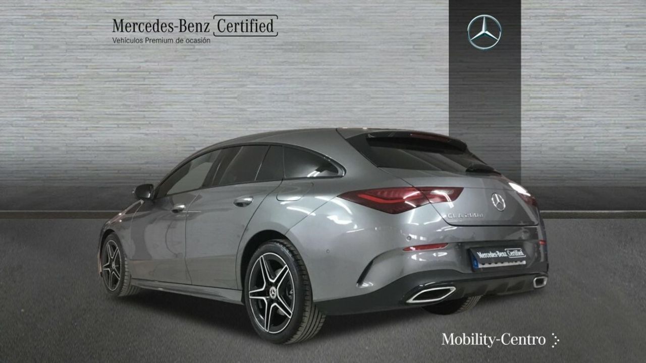 Foto Mercedes-Benz Clase CLA 4