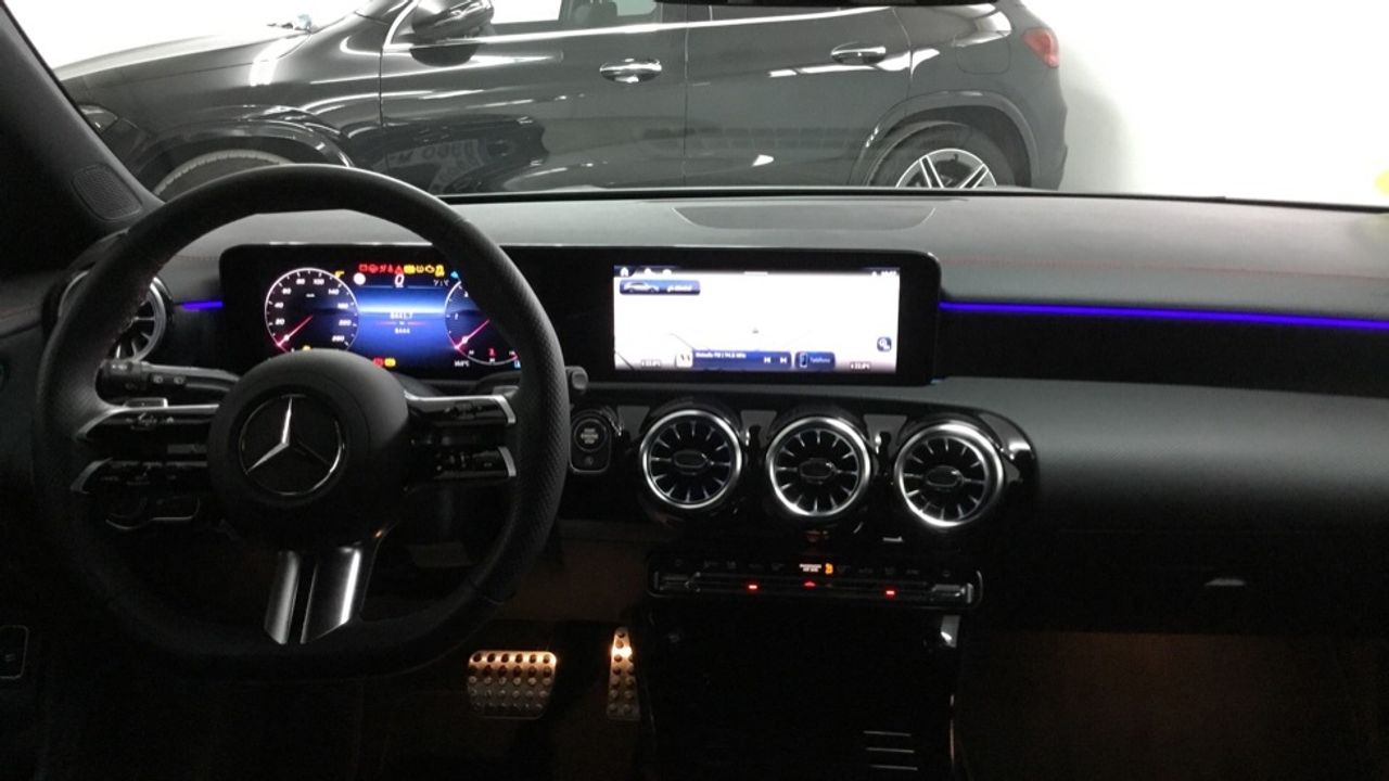 Foto Mercedes-Benz Clase CLA 8