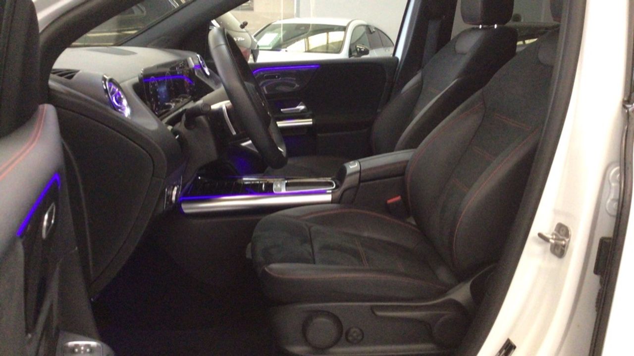 Foto Mercedes-Benz Clase B 7