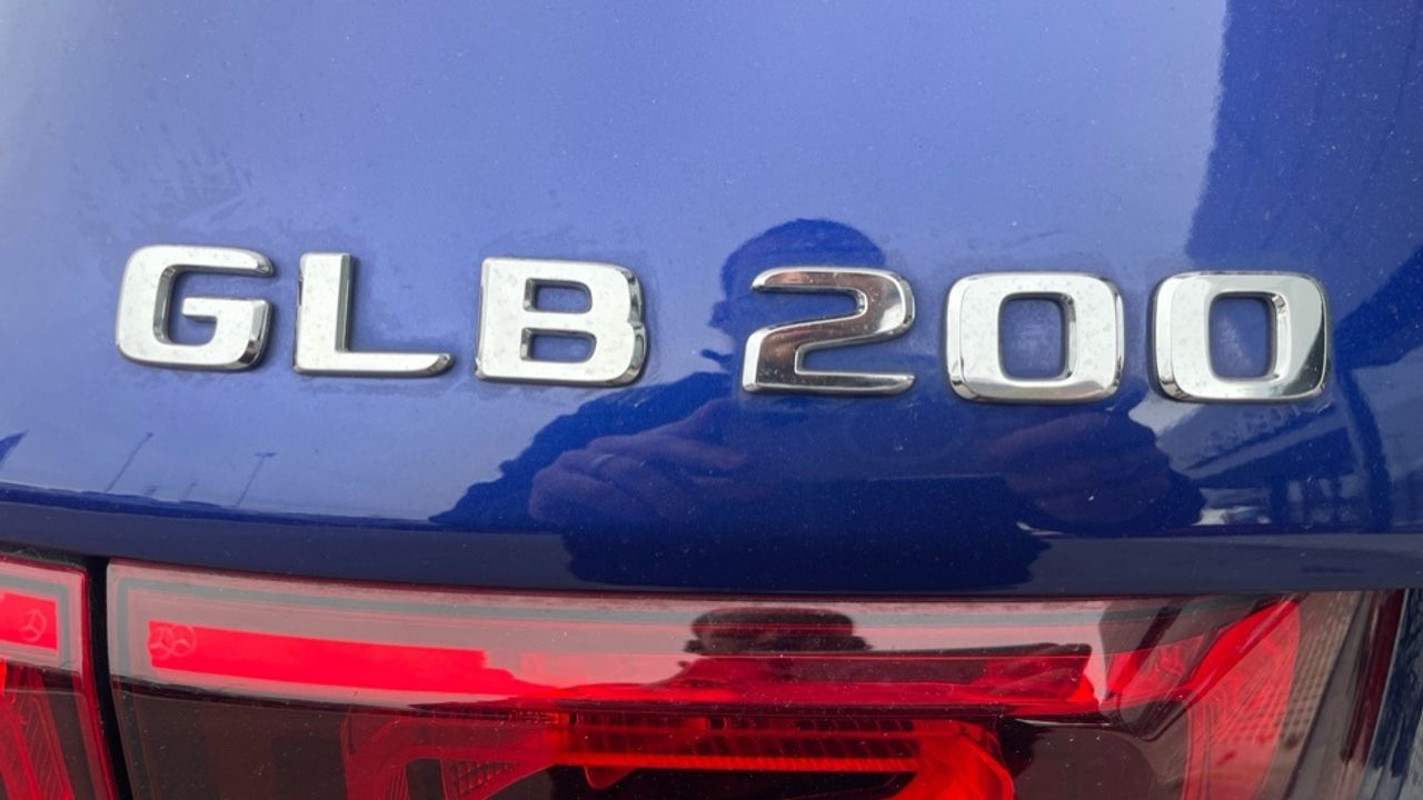 Foto Mercedes-Benz Clase GLB 12
