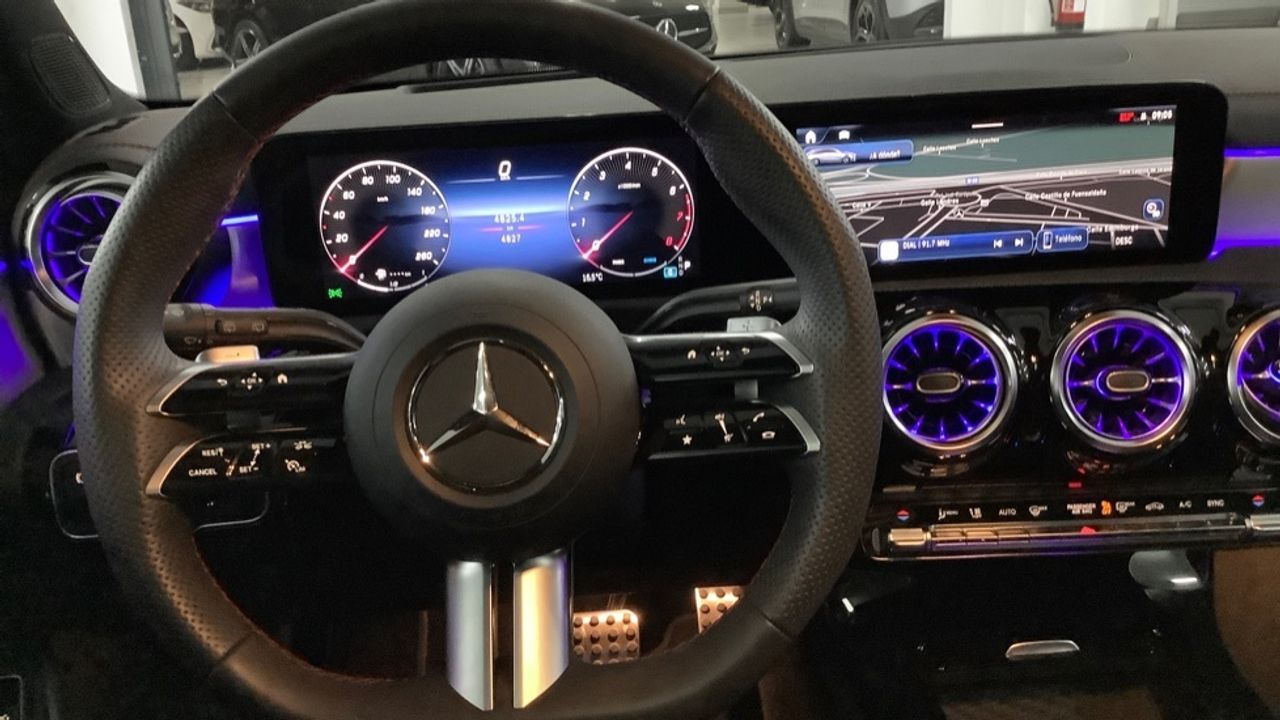 Foto Mercedes-Benz Clase CLA 9