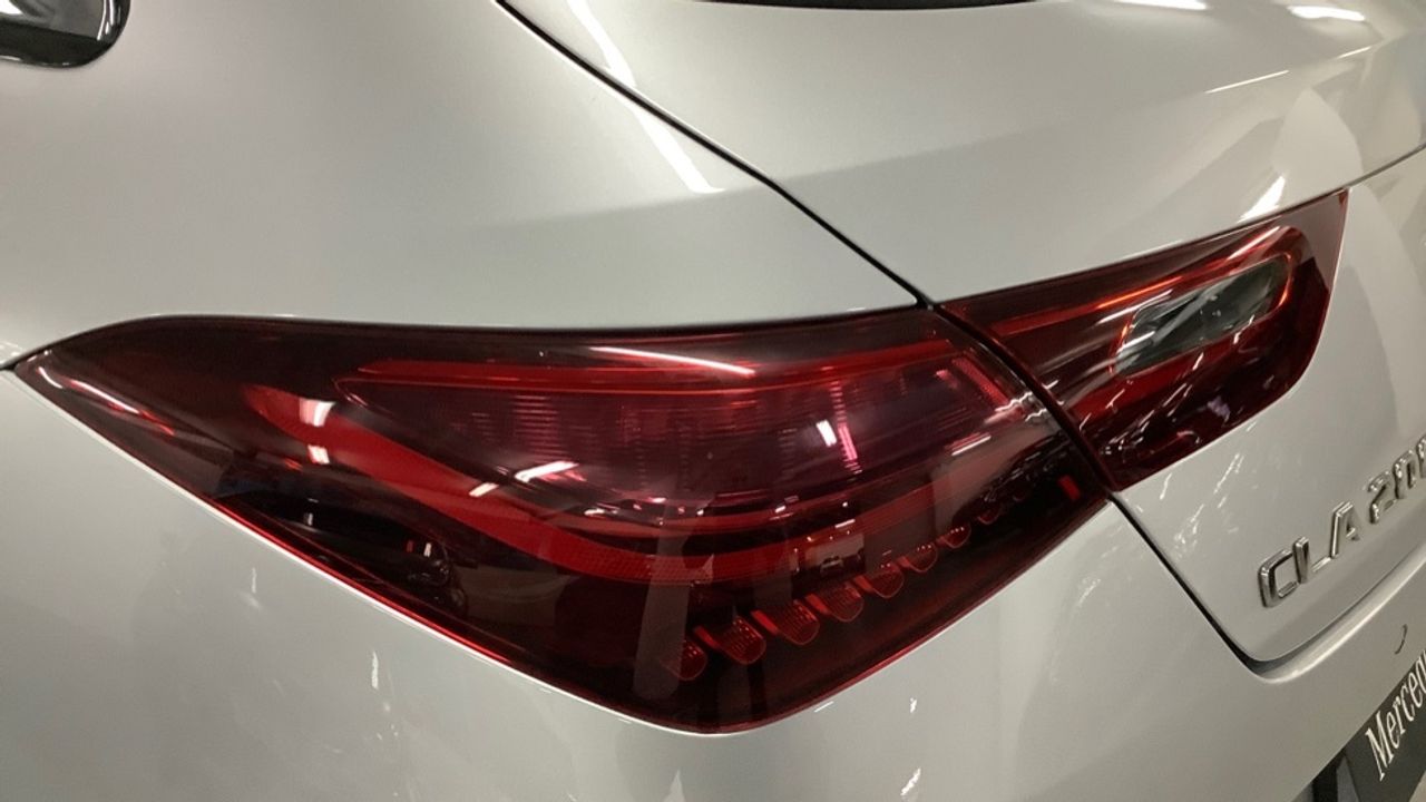 Foto Mercedes-Benz Clase CLA 17
