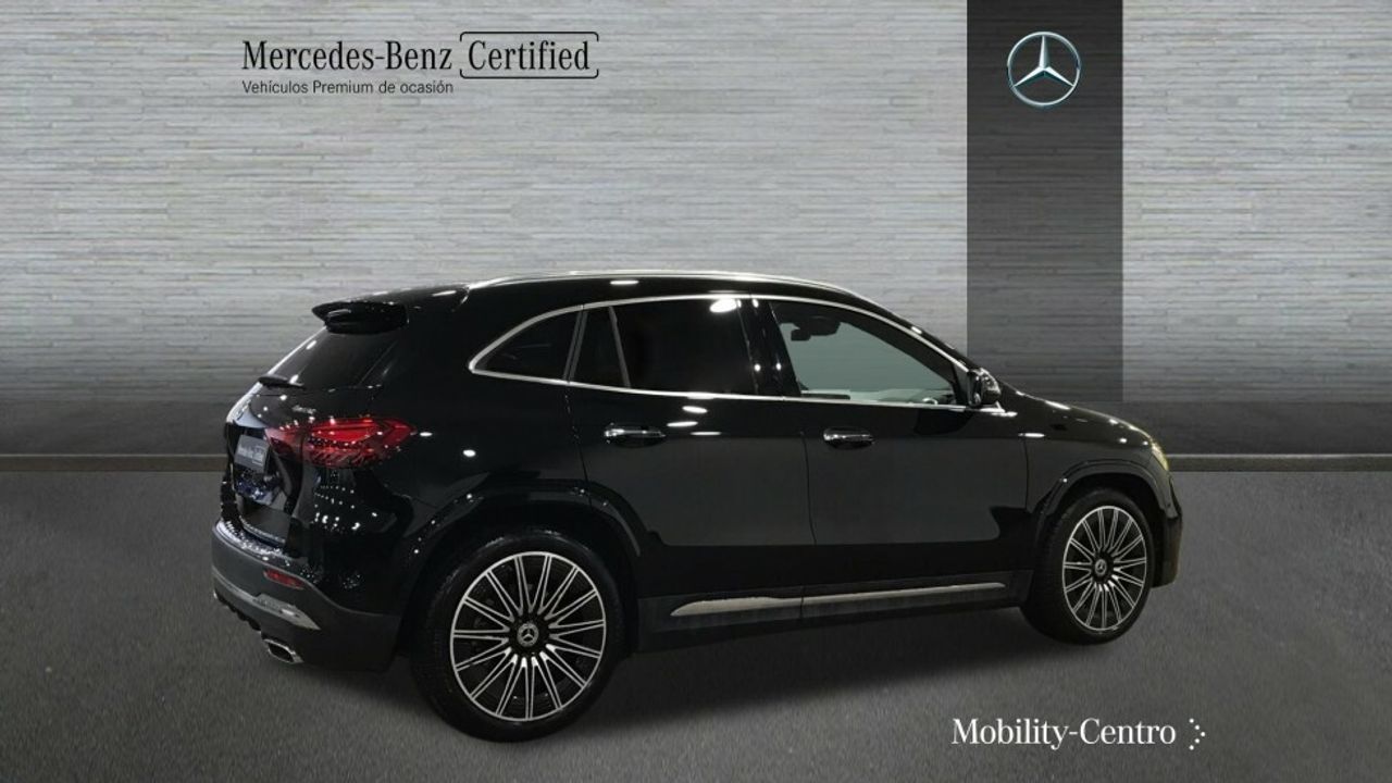 Foto Mercedes-Benz Clase GLA 2