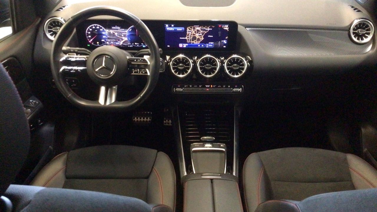 Foto Mercedes-Benz Clase B 8