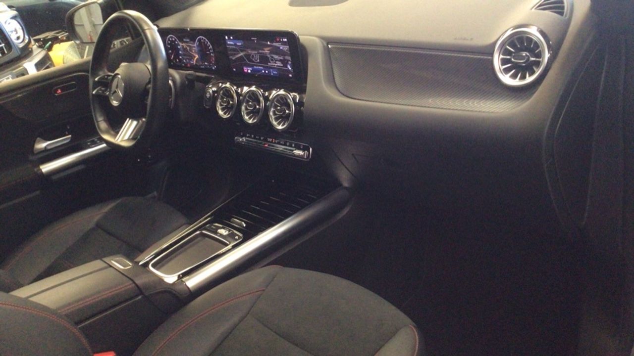 Foto Mercedes-Benz Clase B 10