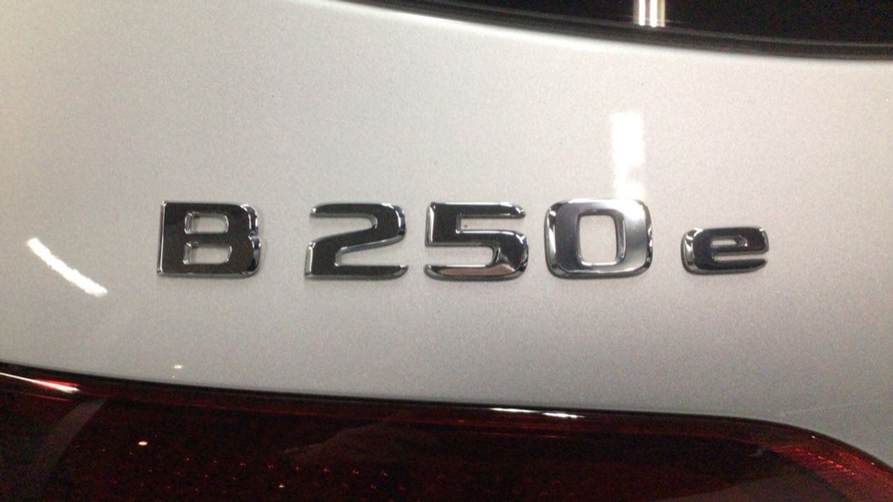 Foto Mercedes-Benz Clase B 12