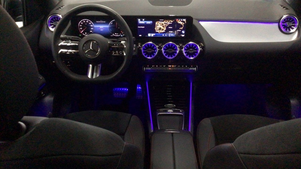 Foto Mercedes-Benz Clase B 8