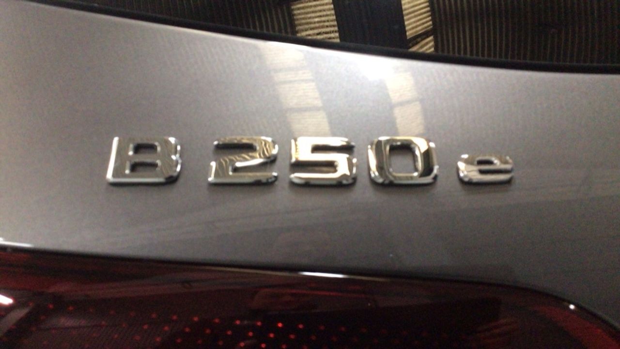 Foto Mercedes-Benz Clase B 12