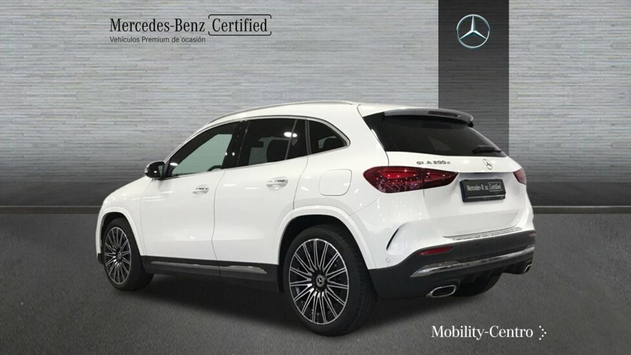 Foto Mercedes-Benz Clase GLA 4