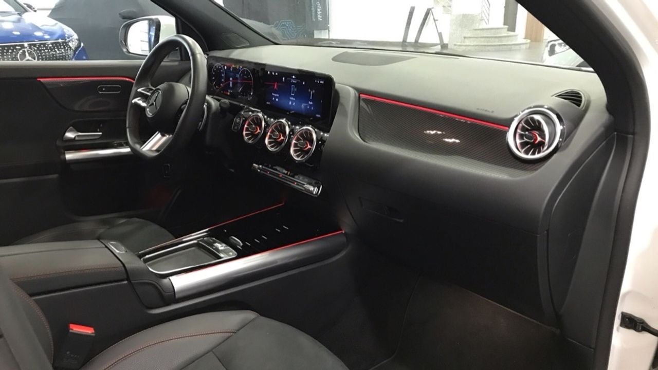 Foto Mercedes-Benz Clase GLA 10