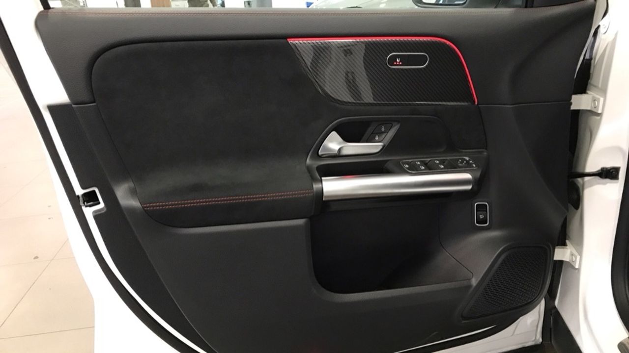 Foto Mercedes-Benz Clase GLA 19