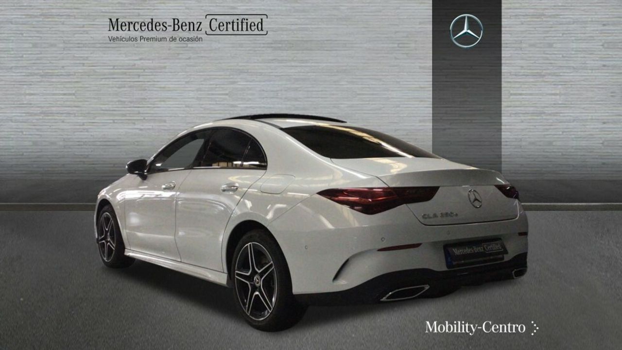 Foto Mercedes-Benz Clase CLA 4