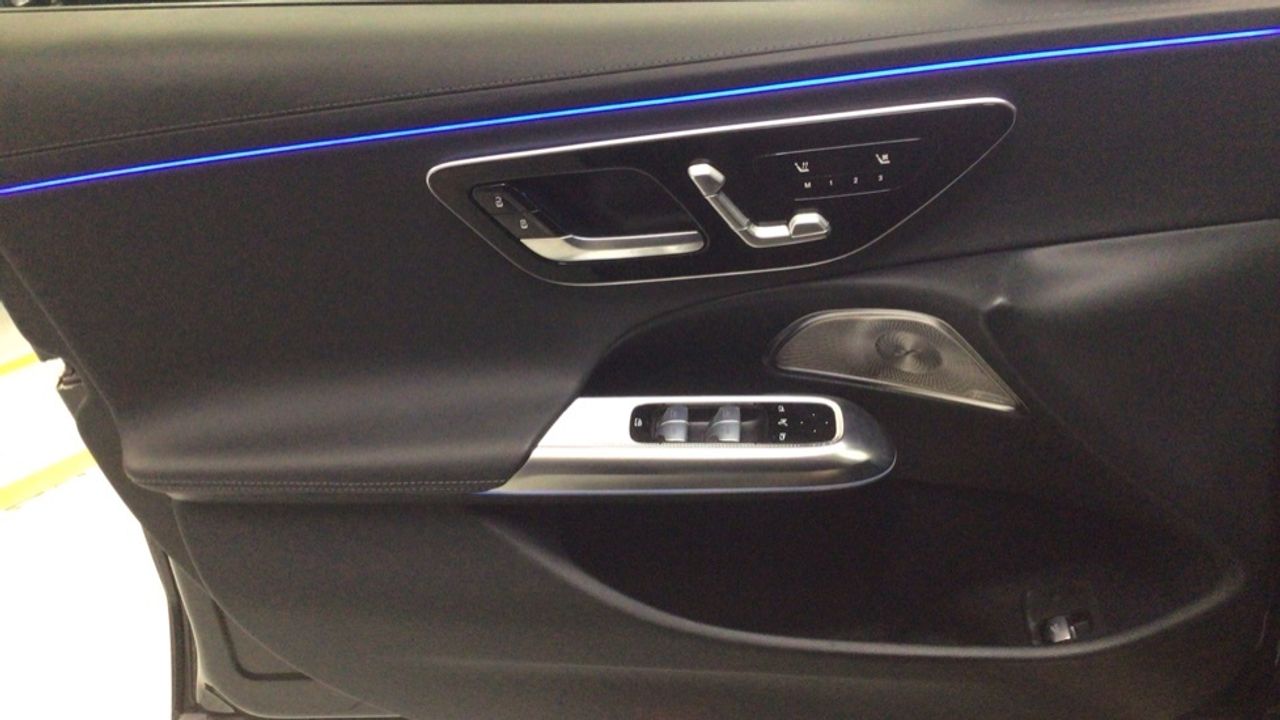 Foto Mercedes-Benz Clase E 24