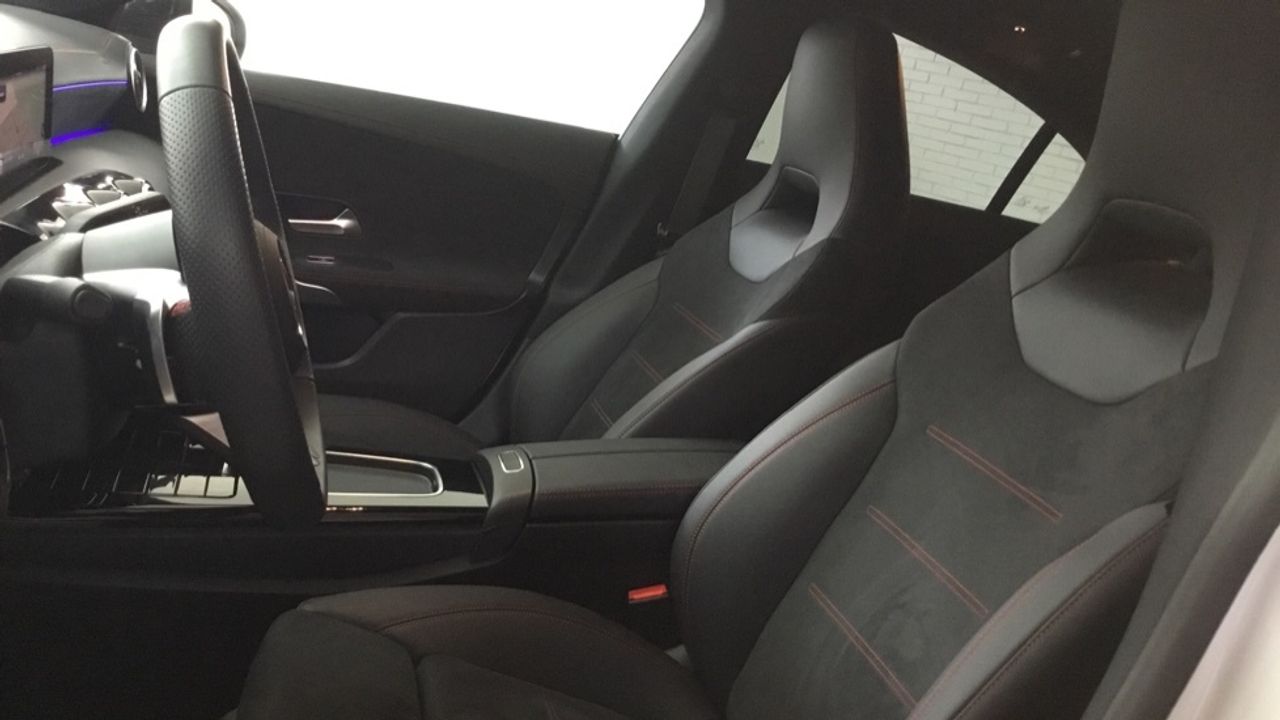 Foto Mercedes-Benz Clase CLA 7