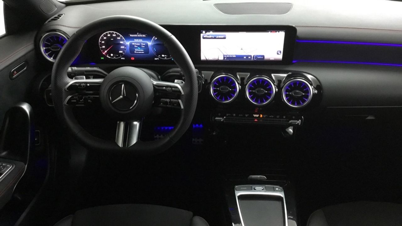 Foto Mercedes-Benz Clase CLA 8