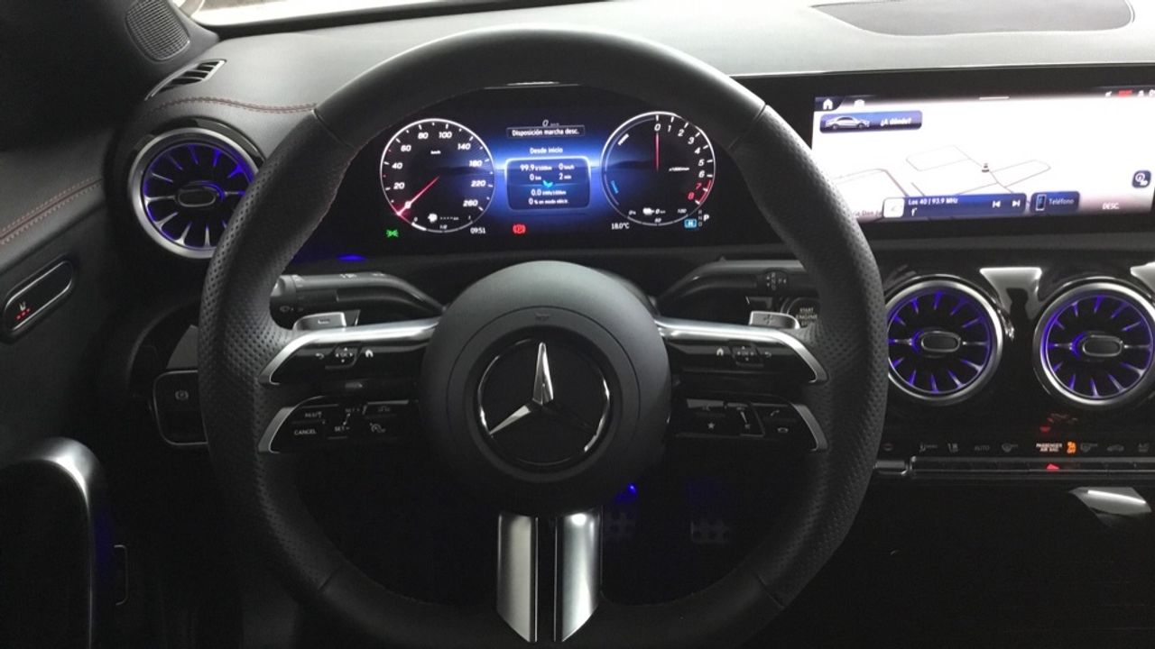 Foto Mercedes-Benz Clase CLA 9