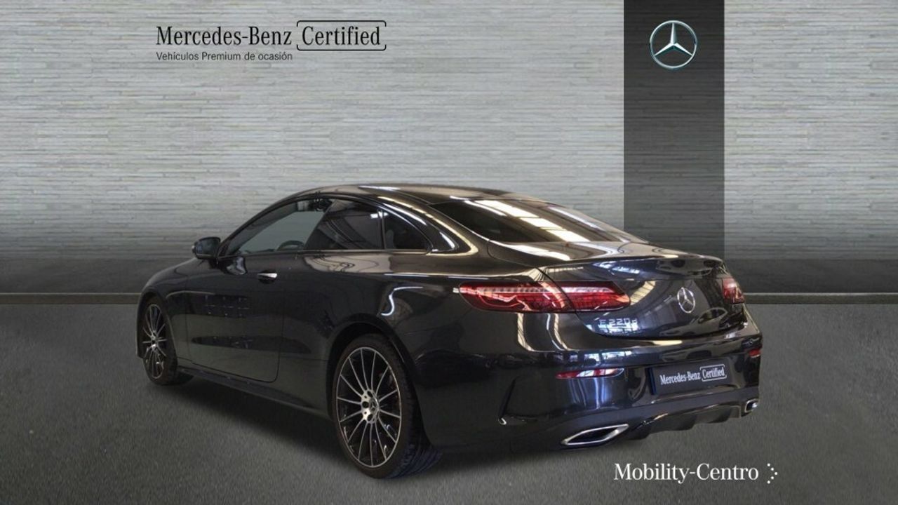 Foto Mercedes-Benz Clase E 4