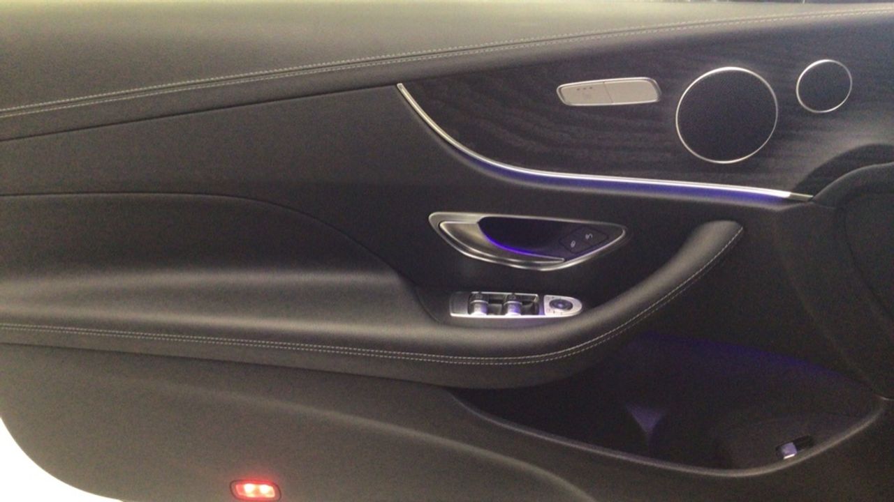 Foto Mercedes-Benz Clase E 24