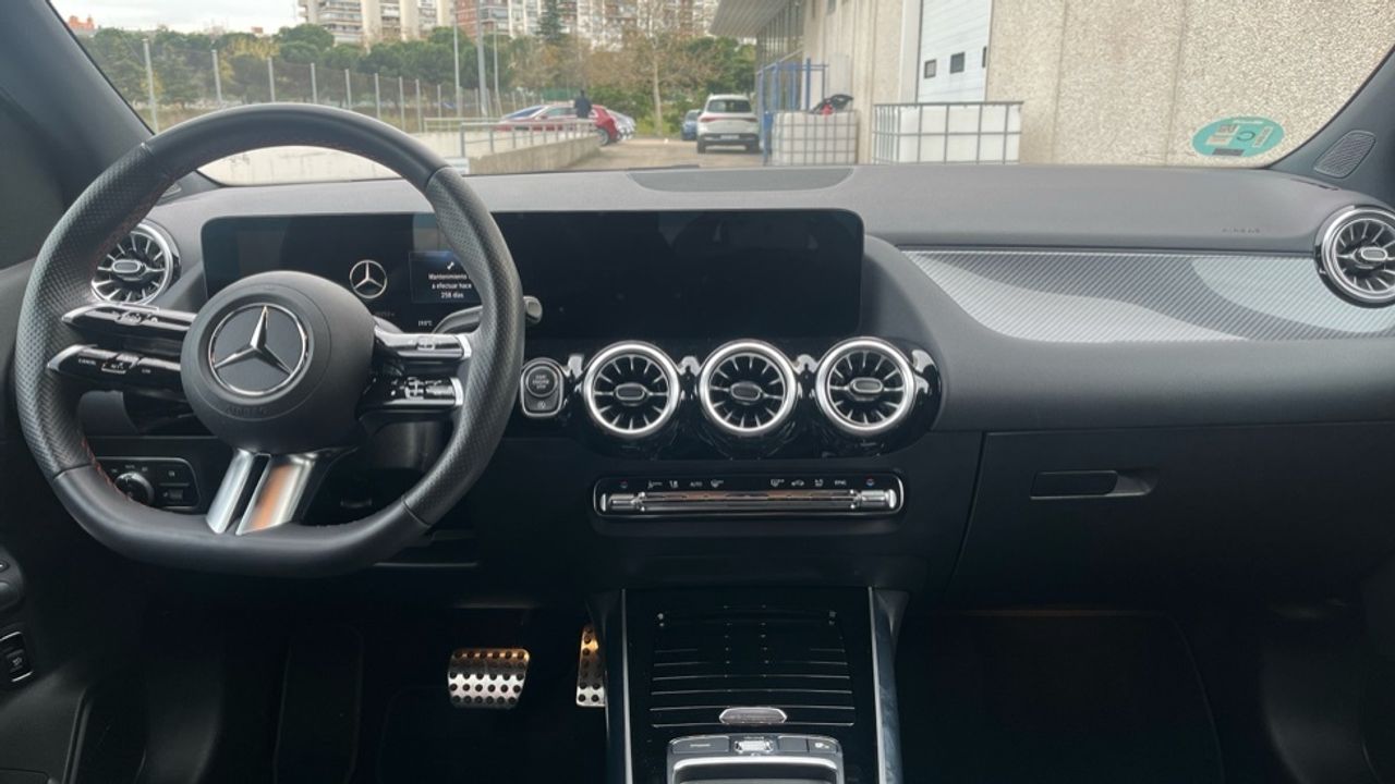 Foto Mercedes-Benz Clase B 8