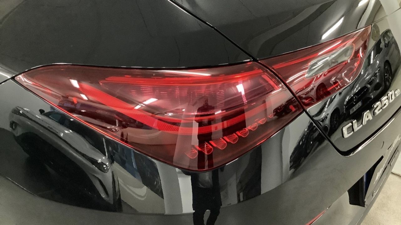 Foto Mercedes-Benz Clase CLA 17