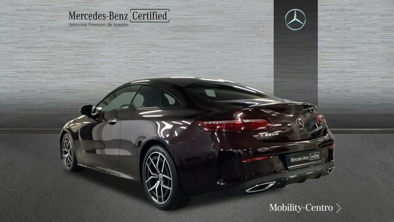 Foto Mercedes-Benz Clase E 4