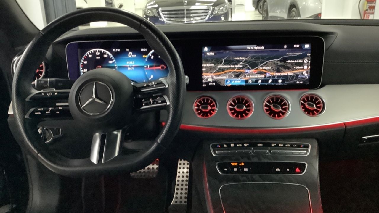 Foto Mercedes-Benz Clase E 8