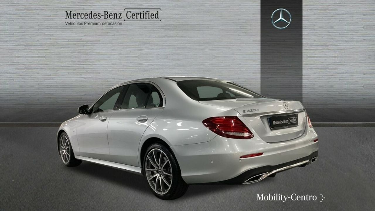 Foto Mercedes-Benz Clase E 4
