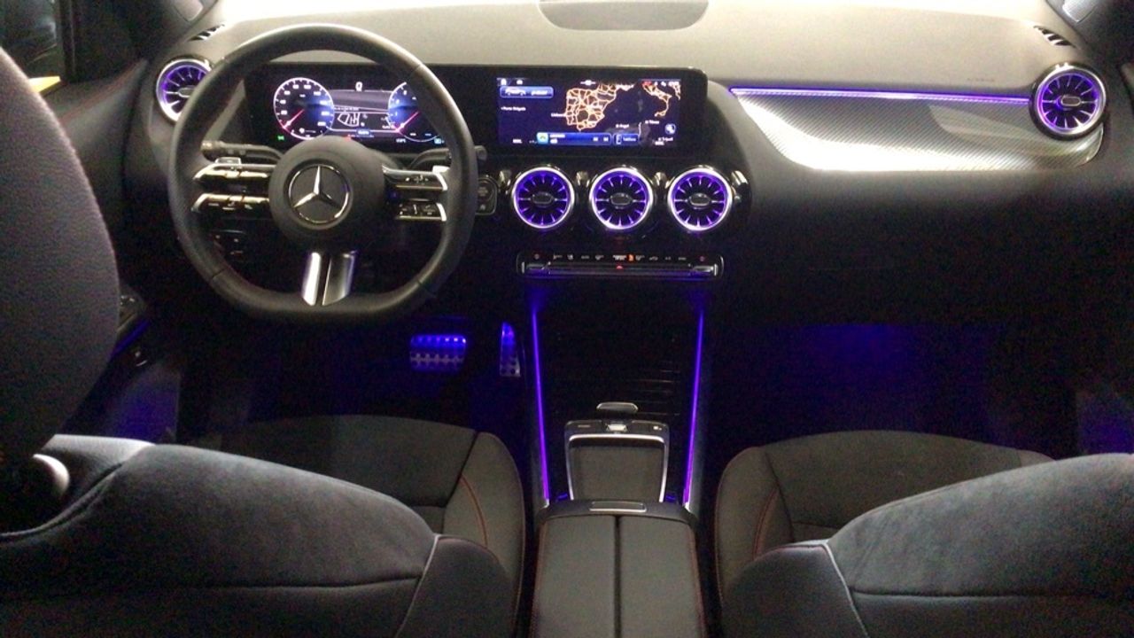 Foto Mercedes-Benz Clase GLA 8