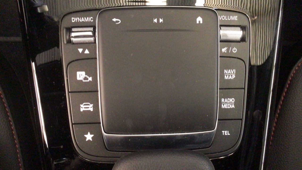 Foto Mercedes-Benz Clase CLA 22