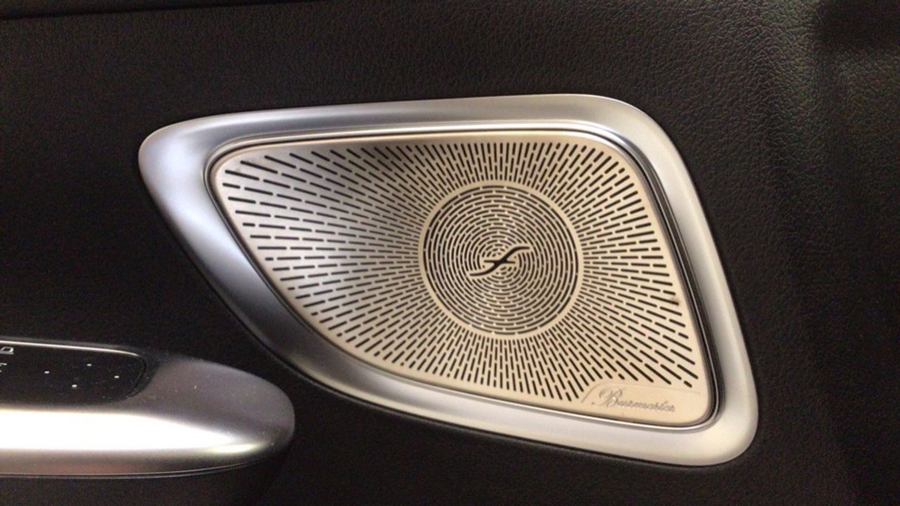 Foto Mercedes-Benz Clase C 25