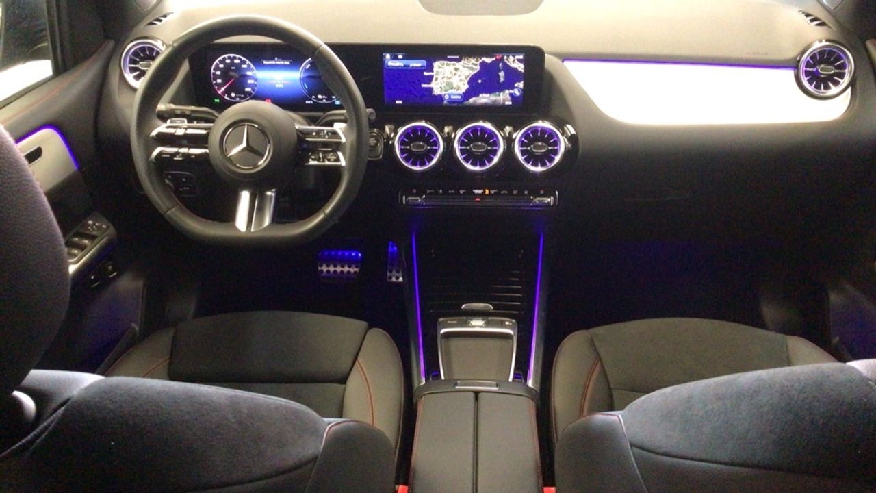 Foto Mercedes-Benz Clase B 8