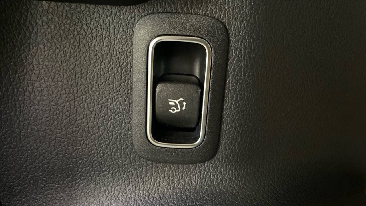 Foto Mercedes-Benz Clase GLA 26