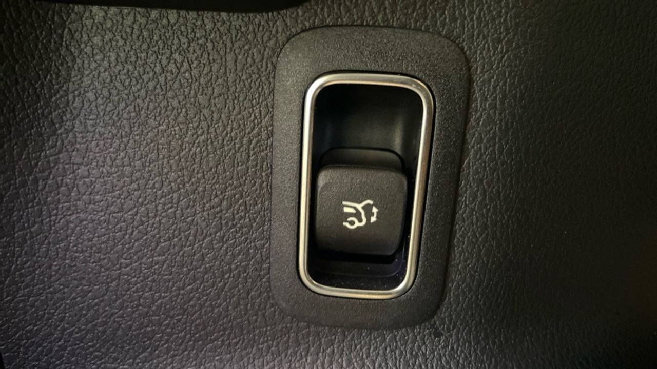Foto Mercedes-Benz Clase GLA 26