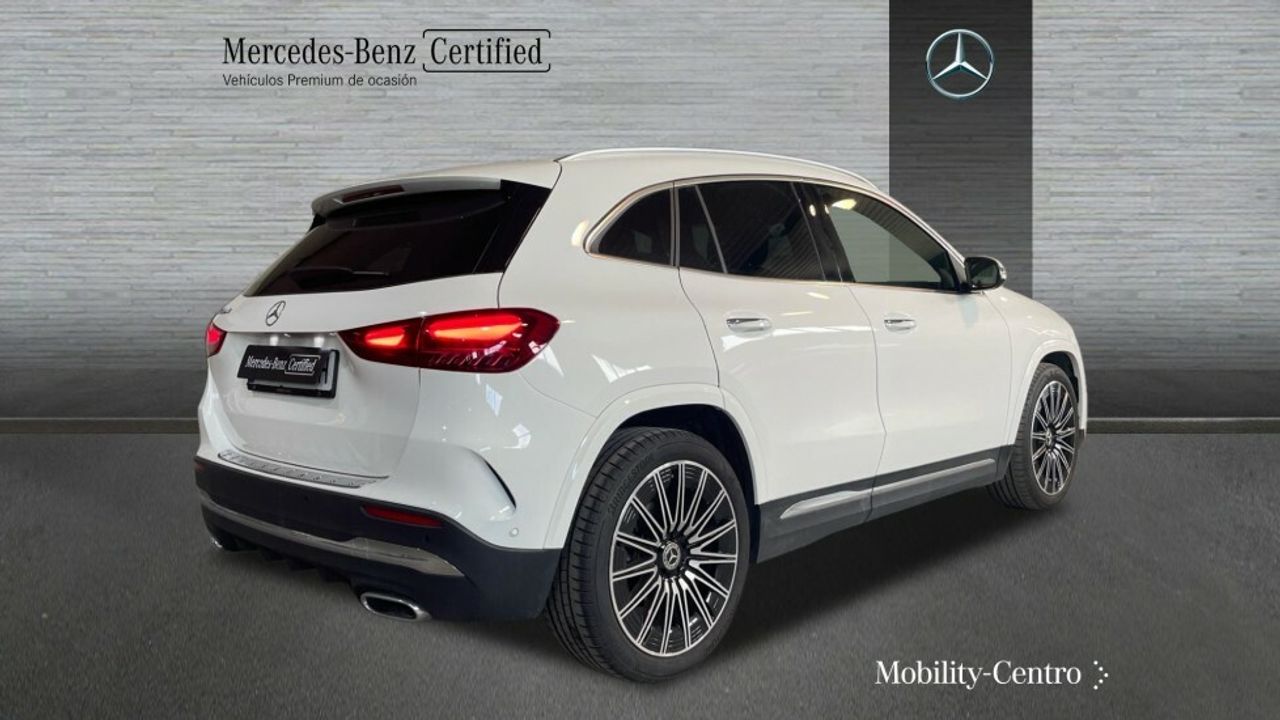 Foto Mercedes-Benz Clase GLA 2