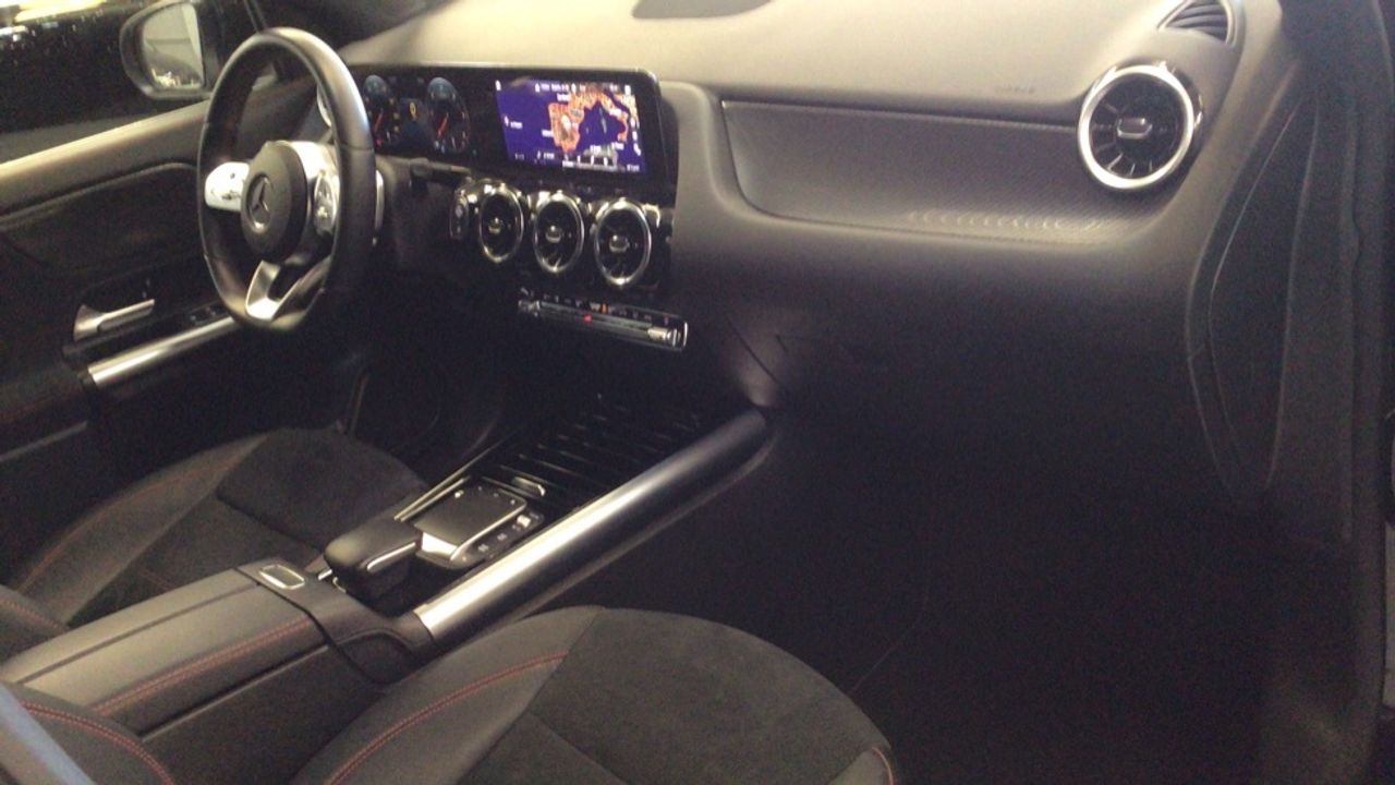 Foto Mercedes-Benz Clase GLA 10
