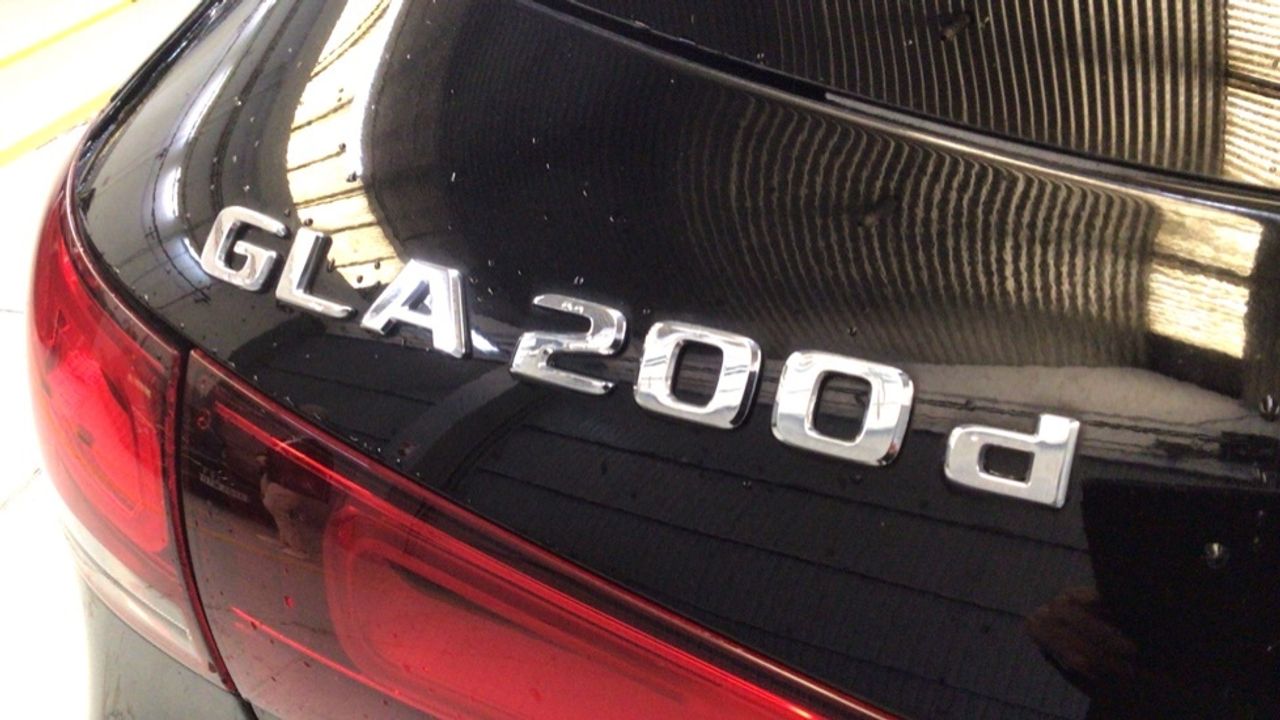 Foto Mercedes-Benz Clase GLA 12