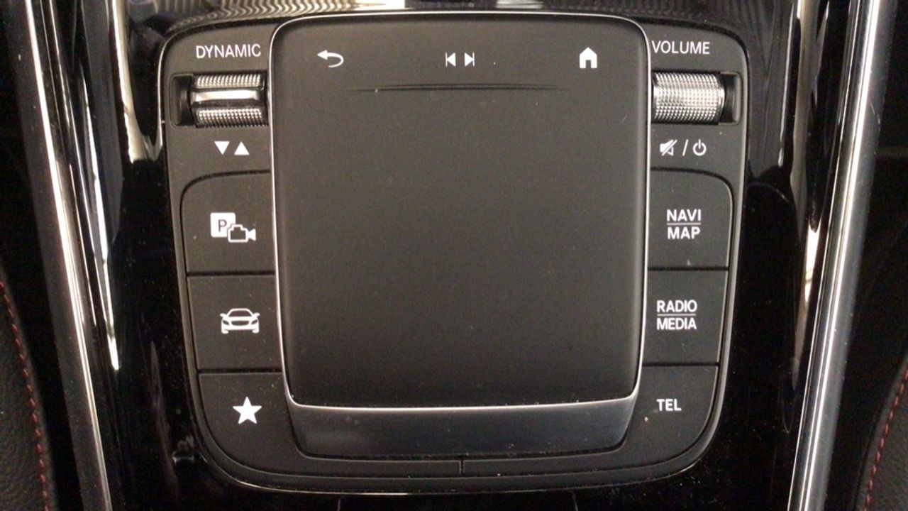 Foto Mercedes-Benz Clase GLA 21