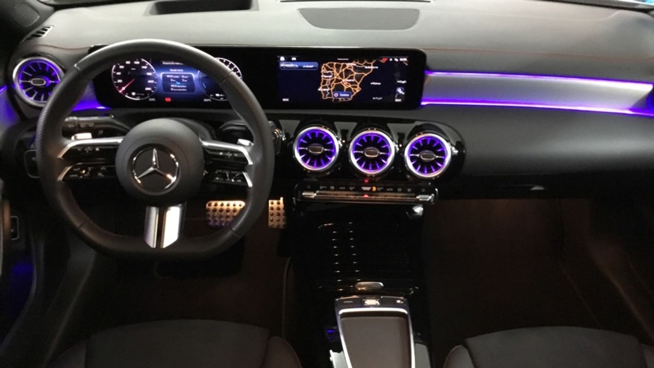 Foto Mercedes-Benz Clase CLA 8