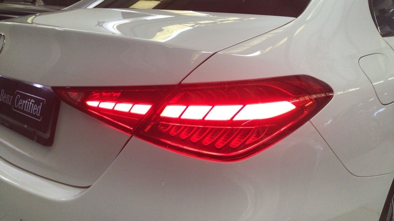 Foto Mercedes-Benz Clase C 16