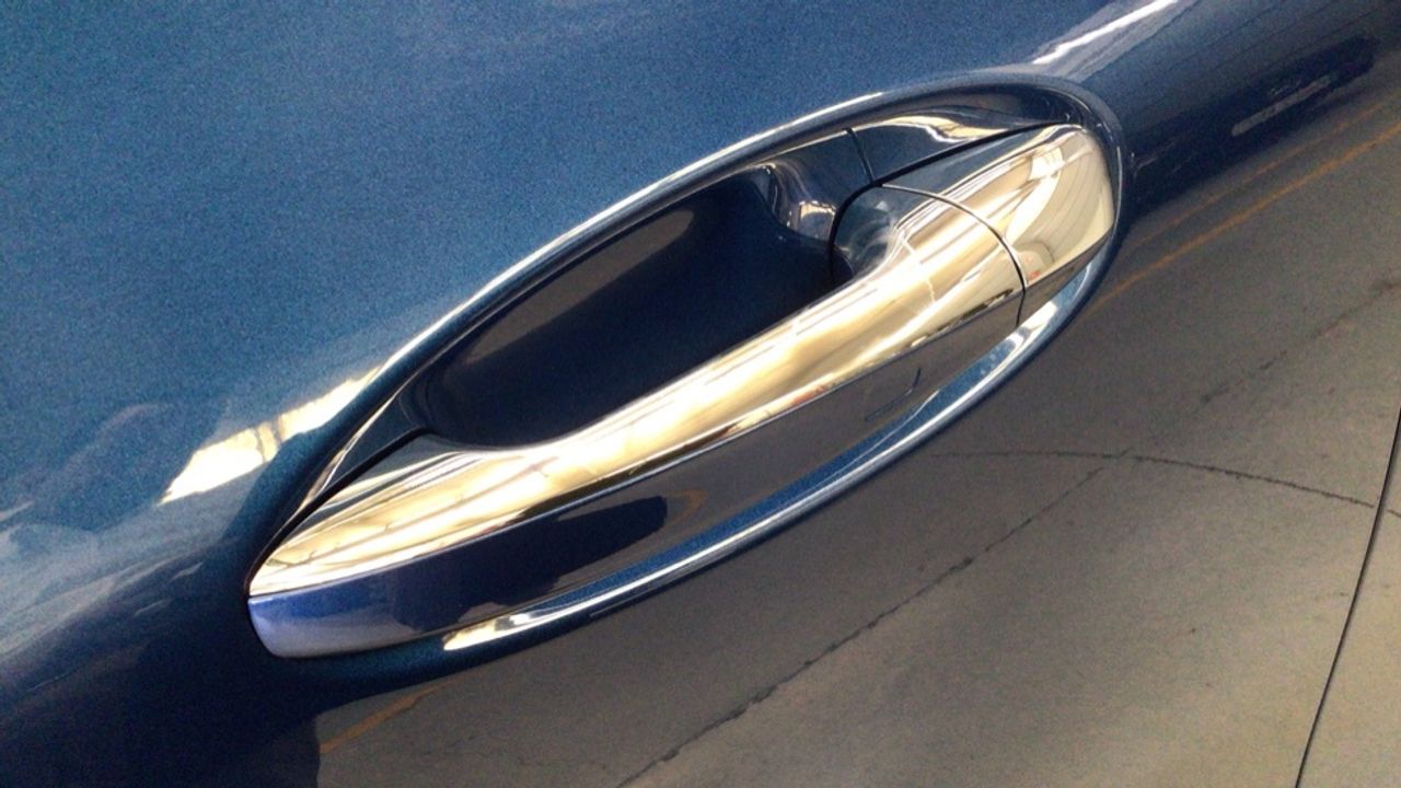 Foto Mercedes-Benz Clase E 18