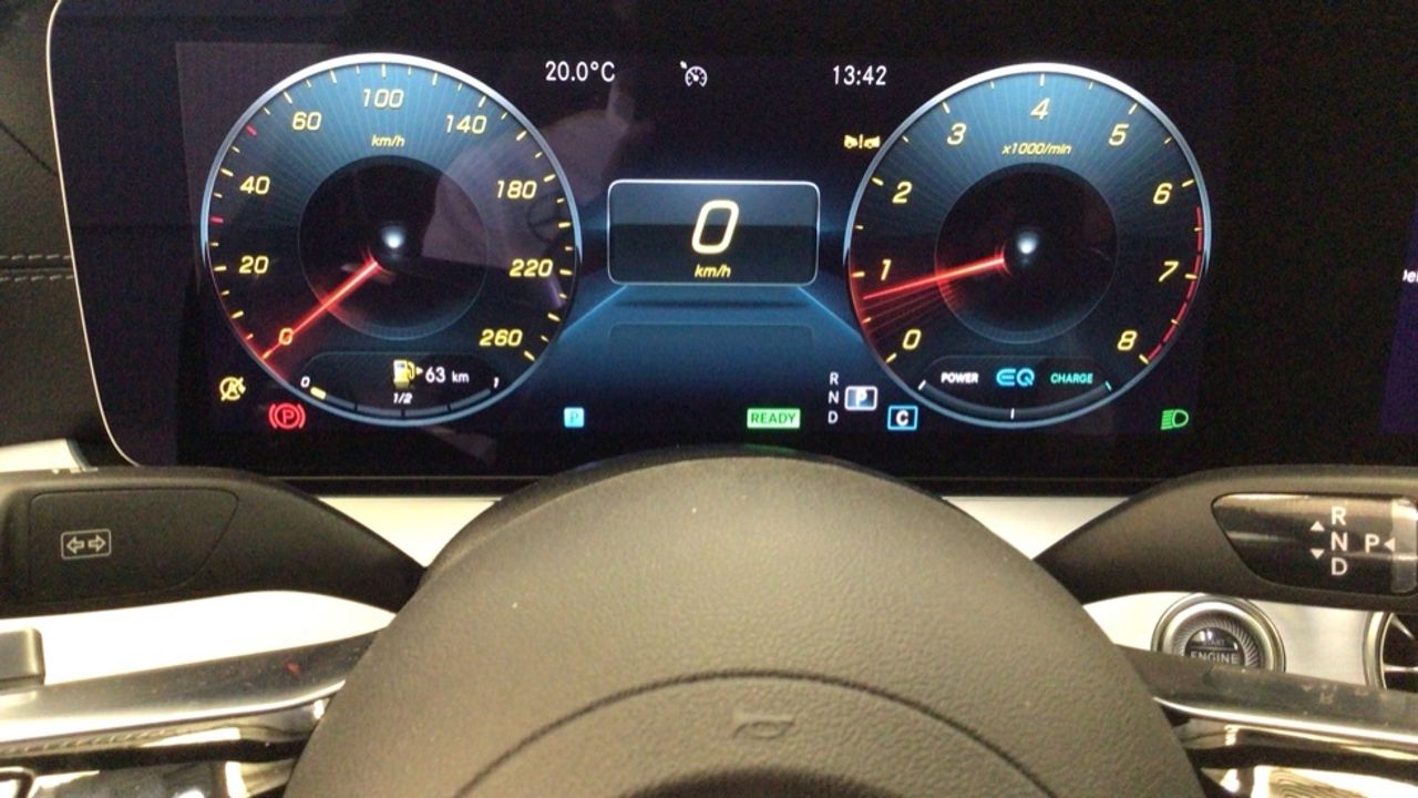 Foto Mercedes-Benz Clase E 19