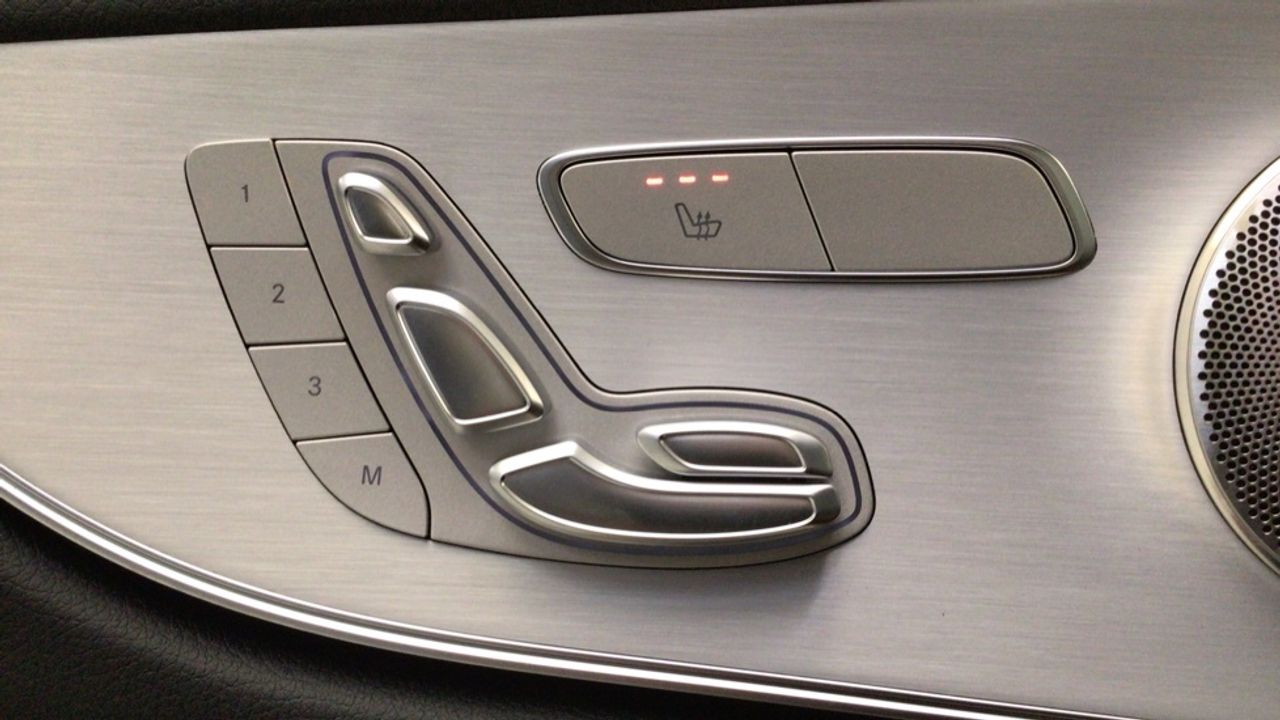 Foto Mercedes-Benz Clase E 24