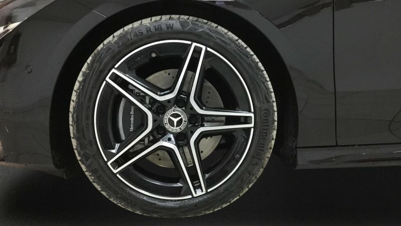 Foto Mercedes-Benz Clase CLA 5