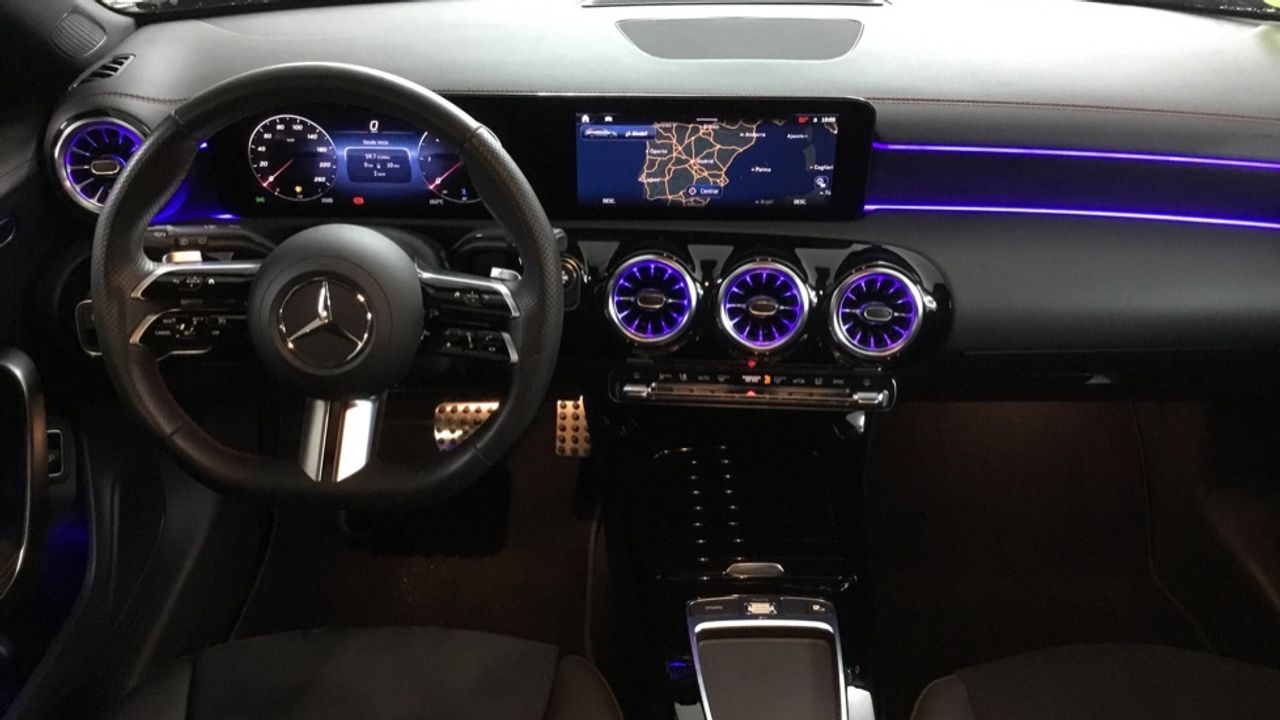 Foto Mercedes-Benz Clase CLA 8
