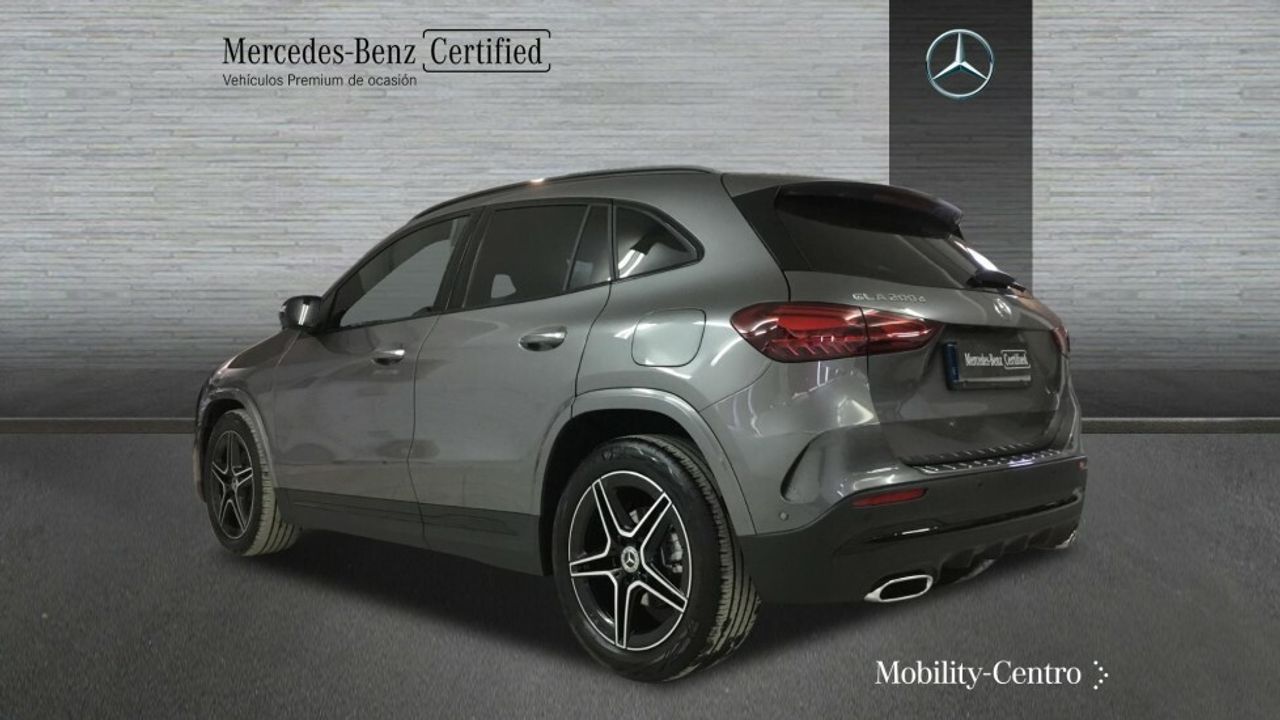 Foto Mercedes-Benz Clase GLA 4